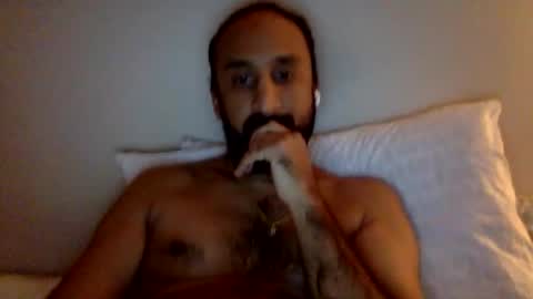 Snapshot of edgeuk1 chatting on 11/20/25, 10:09 edgeuk1 online show from 11/20/25, 10:09