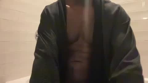 Snapshot of edgingdaddy chatting on 11/10/25, 02:43 Dad online show from 11/10/25, 02:43