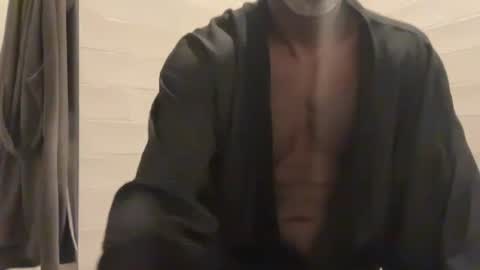 Snapshot of edgingdaddy chatting on 11/17/25, 05:52 Dad online show from 11/17/25, 05:52