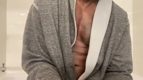 Snapshot of edgingdaddy chatting on 12/18/25, 04:13 Dad online show from 12/18/25, 04:13