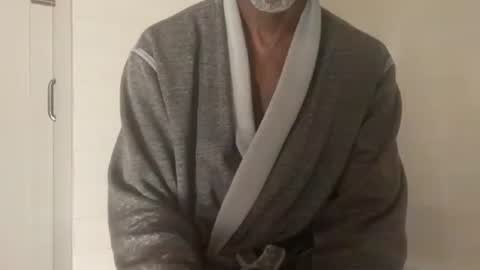 Snapshot of edgingdaddy chatting on 01/18/26, 04:22 Dad online show from 01/18/26, 04:22