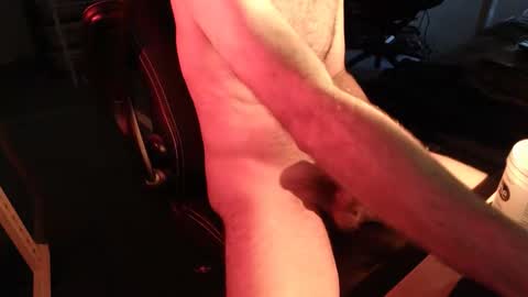 edgingmybig_ online show from 02/21/26, 07:48