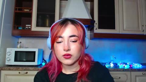 Snapshot of ediefris chatting on 12/26/24, 03:27 fickle demon made of clumps of matter online show from 12/26/24, 03:27