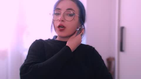 Snapshot of ediefris chatting on 09/13/25, 02:55 fickle demon made of clumps of matter online show from 09/13/25, 02:55