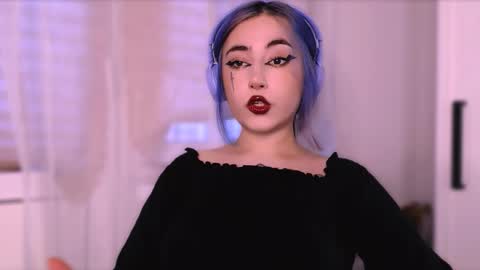 Snapshot of ediefris chatting on 09/15/25, 01:55 fickle demon made of clumps of matter online show from 09/15/25, 01:55