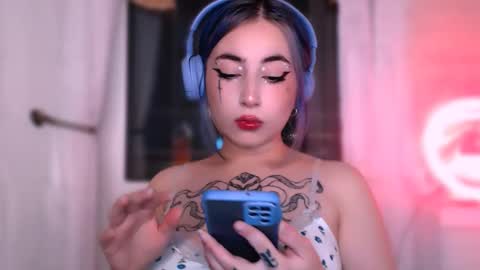 Snapshot of ediefris chatting on 09/18/25, 11:07 fickle demon made of clumps of matter online show from 09/18/25, 11:07