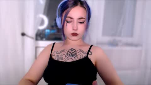 Snapshot of ediefris chatting on 10/22/25, 10:53 fickle demon made of clumps of matter online show from 10/22/25, 10:53