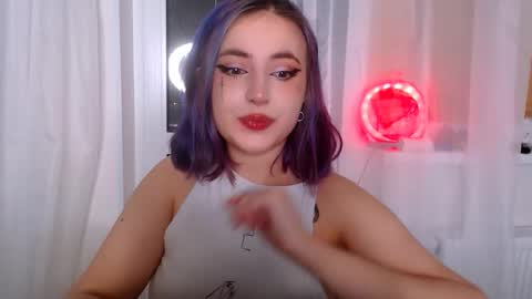 Snapshot of ediefris chatting on 10/24/25, 09:00 fickle demon made of clumps of matter online show from 10/24/25, 09:00