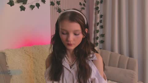 Lisa  online show from 02/01/25, 12:07