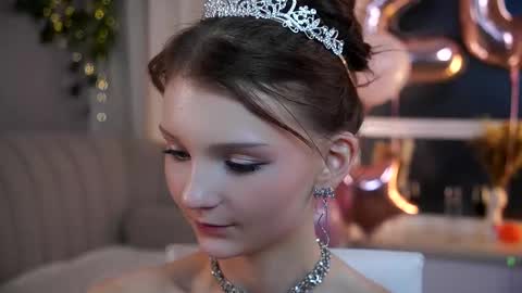 Snapshot of edithgalpin chatting on 03/07/26, 11:13 Lisa online show from 03/07/26, 11:13