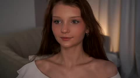 Snapshot of edithgalpin chatting on 04/19/26, 11:18 Lisa online show from 04/19/26, 11:18