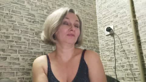 Snapshot of edithmanning chatting on 01/04/25, 06:51 edithmanning online show from 01/04/25, 06:51