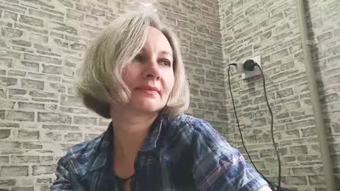 Snapshot of edithmanning chatting on 01/09/25, 09:37 edithmanning online show from 01/09/25, 09:37
