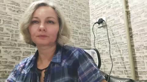 Snapshot of edithmanning chatting on 01/10/25, 03:06 edithmanning online show from 01/10/25, 03:06