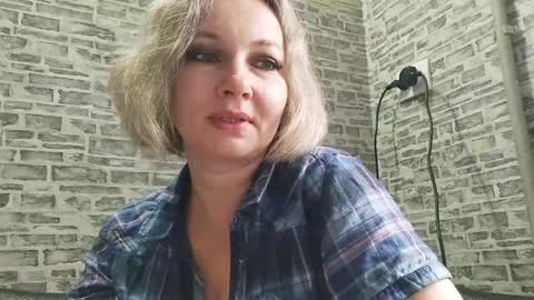 Snapshot of edithmanning chatting on 01/18/25, 07:38 edithmanning online show from 01/18/25, 07:38