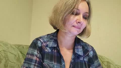 Snapshot of edithmanning chatting on 01/20/25, 08:41 edithmanning online show from 01/20/25, 08:41