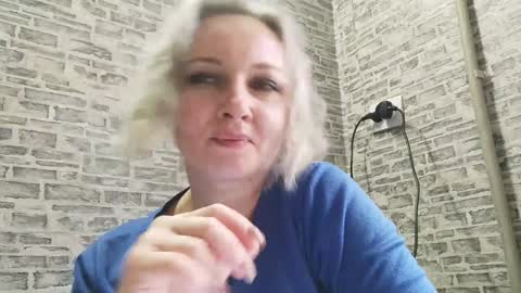 Snapshot of edithmanning chatting on 01/25/25, 10:19 edithmanning online show from 01/25/25, 10:19