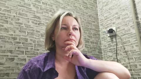 Snapshot of edithmanning chatting on 02/01/25, 10:48 edithmanning online show from 02/01/25, 10:48