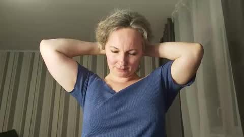 edithmanning online show from 02/18/26, 06:26