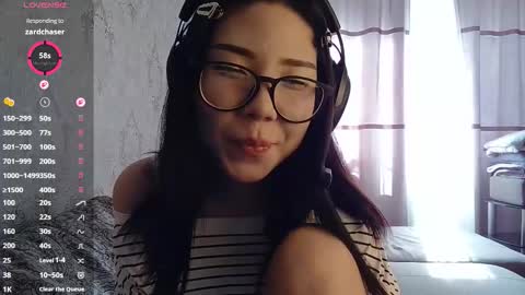 Snapshot of edithobeng chatting on 03/16/26, 05:44 Kama online show from 03/16/26, 05:44