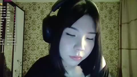 Snapshot of edithobeng chatting on 03/26/26, 05:40 Kama online show from 03/26/26, 05:40