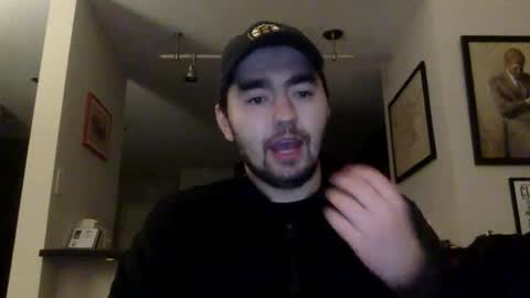 Snapshot of edmundfitz75 chatting on 01/17/26, 02:38 EddieFitz75 online show from 01/17/26, 02:38