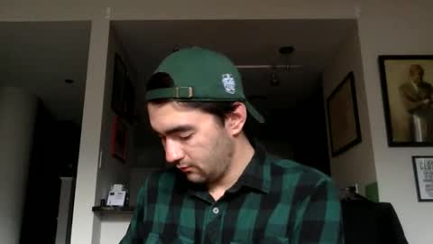 Snapshot of edmundfitz75 chatting on 05/04/26, 12:06 EddieFitz75 online show from 05/04/26, 12:06