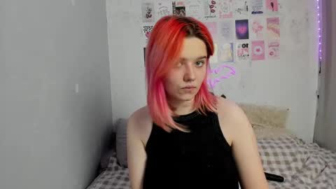 Snapshot of edna_dana chatting on 12/04/24, 07:12 Edna online show from 12/04/24, 07:12