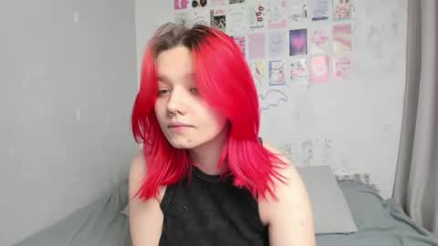 Snapshot of edna_dana chatting on 01/24/25, 06:25 Edna online show from 01/24/25, 06:25