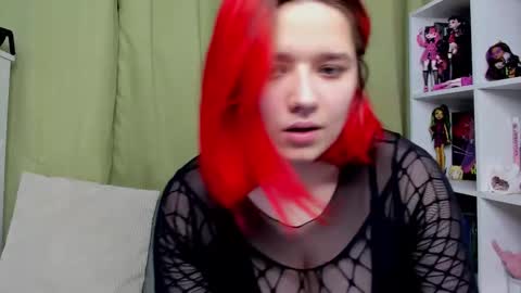 Snapshot of edna_dana chatting on 09/19/25, 07:25 Edna online show from 09/19/25, 07:25