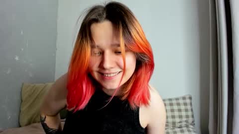 Snapshot of edna_dana chatting on 11/11/25, 07:36 Edna online show from 11/11/25, 07:36