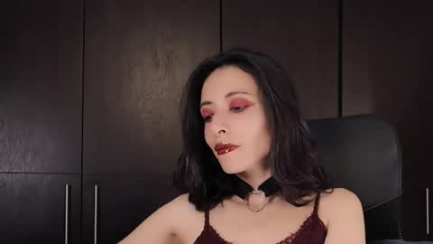 Snapshot of edranah chatting on 04/23/26, 09:17 Edranah online show from 04/23/26, 09:17