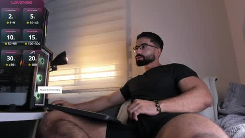 Snapshot of edrick_walton chatting on 05/07/26, 11:15 edrick online show from 05/07/26, 11:15