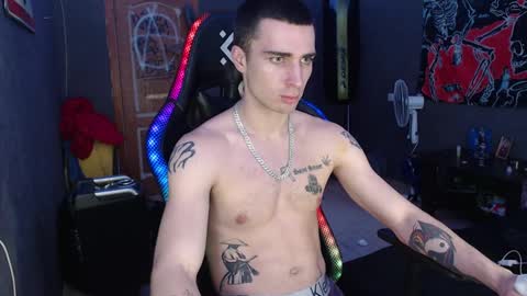 Snapshot of eduard_loveee chatting on 12/23/24, 02:07 Eduar online show from 12/23/24, 02:07