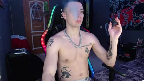 Snapshot of eduard_loveee chatting on 01/13/25, 03:36 Eduar online show from 01/13/25, 03:36