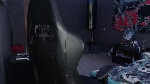 Eduar online show from 11/24/25, 08:25