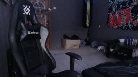 Snapshot of eduard_loveee chatting on 03/12/26, 08:53 Eduar online show from 03/12/26, 08:53