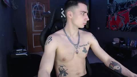 Snapshot of eduard_loveee chatting on 03/19/26, 12:20 Eduar online show from 03/19/26, 12:20