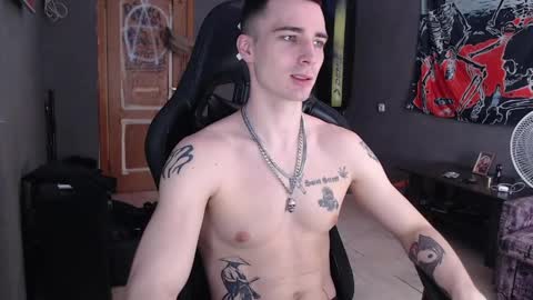 Snapshot of eduard_loveee chatting on 05/06/26, 09:47 Eduar online show from 05/06/26, 09:47