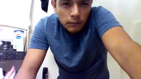 eduardo0084 online show from 02/05/25, 04:16