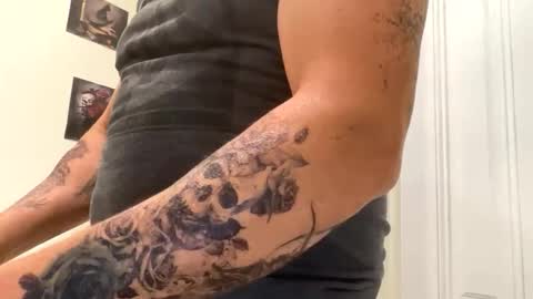 edvmendez1766 online show from 11/28/25, 07:44