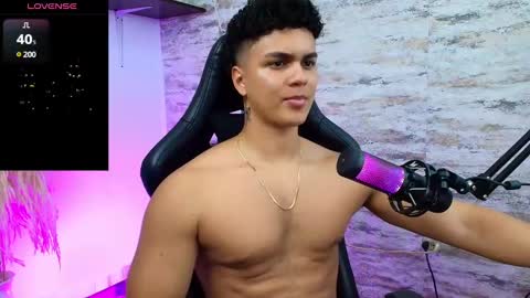 EDWARD CLARCK online show from 01/15/25, 04:36