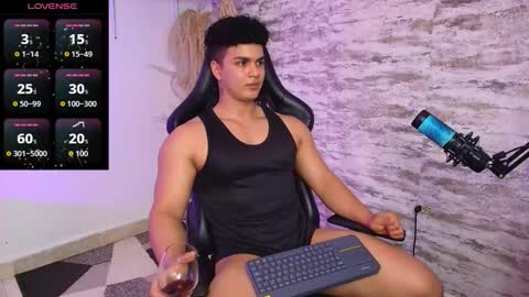 EDWARD CLARCK online show from 10/29/25, 05:20