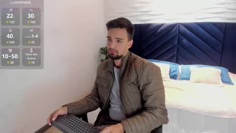 Eduardo online show from 02/14/25, 03:33