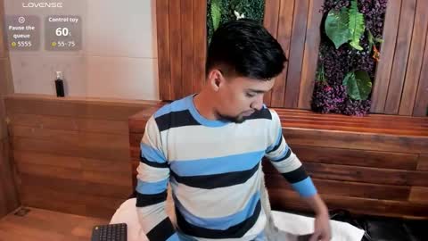 Eduardo online show from 11/16/25, 03:23