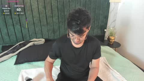 Eduardo online show from 04/05/26, 03:47