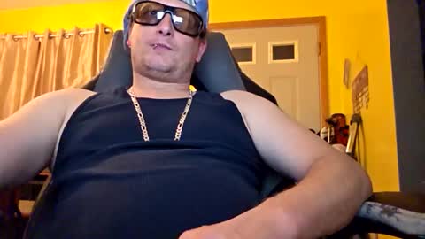 Snapshot of edwardaims_2please chatting on 11/06/25, 02:56 edwardaims_2please online show from 11/06/25, 02:56