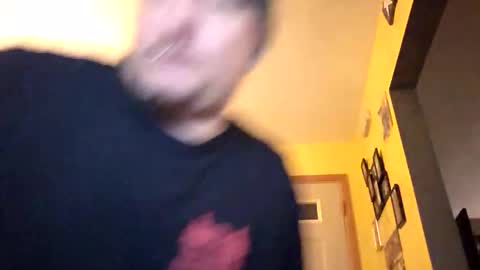 Snapshot of edwardaims_2please chatting on 11/19/25, 03:39 edwardaims_2please online show from 11/19/25, 03:39