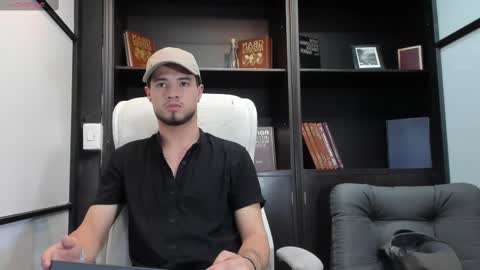 Edward Ross online show from 03/01/25, 07:04