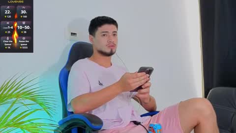 Edward Ross online show from 12/04/25, 08:28